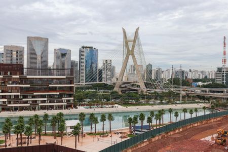 Vista da Sala de apartamento para alugar com 1 quarto, 45m² em Vila Tramontano, São Paulo