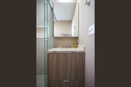 Apartamento para alugar com 69m², 2 quartos e 2 vagasBanheiro Suíte 