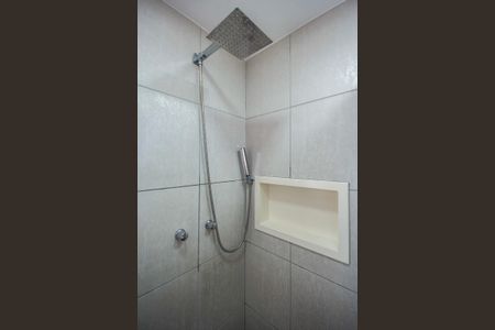 Apartamento para alugar com 69m², 2 quartos e 2 vagasChuveiro da Suíte