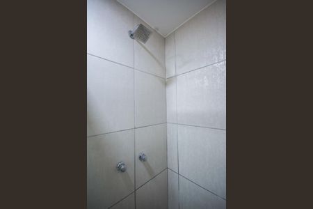 Apartamento para alugar com 69m², 2 quartos e 2 vagasChuveiro do Banheiro