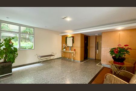 Apartamento à venda com 85m², 3 quartos e 2 vagasHall de entrada