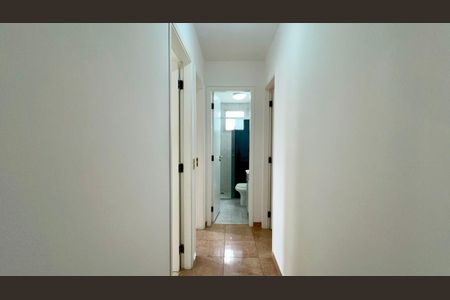 Apartamento à venda com 85m², 3 quartos e 2 vagasCorredor