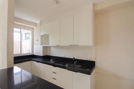 Apartamento para alugar com 80m², 2 quartos e 2 vagasCozinha