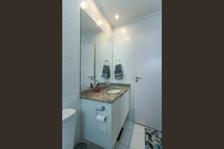 Apartamento à venda com 71m², 2 quartos e 1 vaga Apartamento à venda com 71m², 2 quartos e 1 vagaBanheiro da Suíte