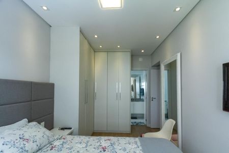 Apartamento à venda com 71m², 2 quartos e 1 vaga Apartamento à venda com 71m², 2 quartos e 1 vagaSuíte