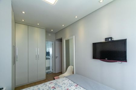 Apartamento à venda com 71m², 2 quartos e 1 vaga Apartamento à venda com 71m², 2 quartos e 1 vagaSuíte