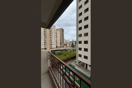 Apartamento à venda com 80m², 2 quartos e 1 vaga Apartamento à venda com 80m², 2 quartos e 1 vagaVista Varanda Sala