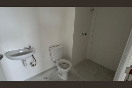 Apartamento para alugar com 36m², 1 quarto e 1 vaga Apartamento para alugar com 36m², 1 quarto e 1 vagaBanheiro da Suíte
