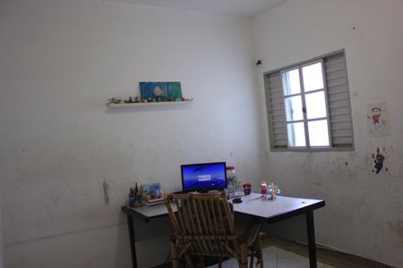 Casa à venda com 350m², 6 quartos e 2 vagasQuarto 3