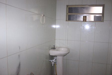 Casa à venda com 350m², 6 quartos e 2 vagasBanheiro da garagem