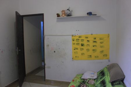 Casa à venda com 350m², 6 quartos e 2 vagasQuarto 3