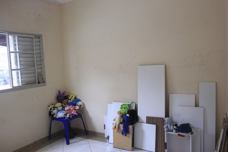 Casa à venda com 350m², 6 quartos e 2 vagasQuarto 5