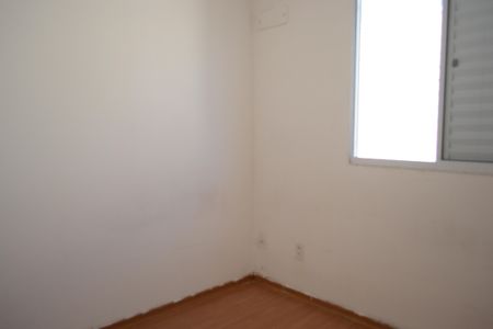 Quarto de apartamento para alugar com 2 quartos, 43m² em Parque Santa Rosa, Suzano