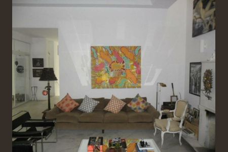 Casa à venda com 4 quartos, 435m² em Jardim Guedala, São Paulo