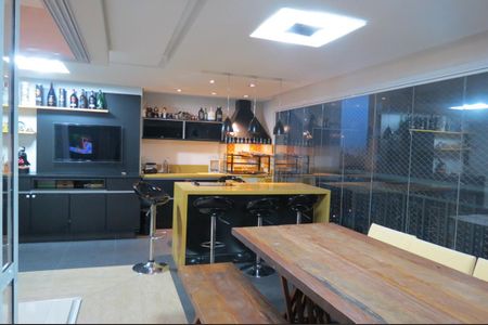 Apartamento à venda com 3 quartos, 177m² em Campestre, Santo André