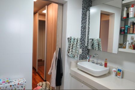 Apartamento à venda com 3 quartos, 177m² em Campestre, Santo André