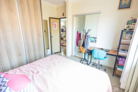 Casa à venda com 187m², 3 quartos e 4 vagasquarto 1 / suite