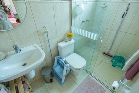 Casa à venda com 187m², 3 quartos e 4 vagassuite