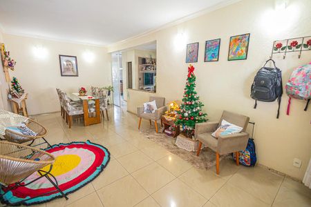 sala de casa à venda com 3 quartos, 187m² em Trevo, Belo Horizonte