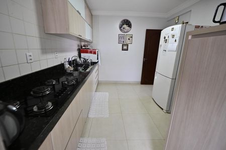 Apartamento para alugar com 85m², 3 quartos e 1 vaga