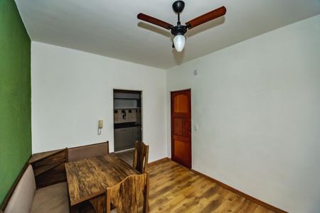 Sala de apartamento à venda com 2 quartos, 50m² em Copacabana, Belo Horizonte