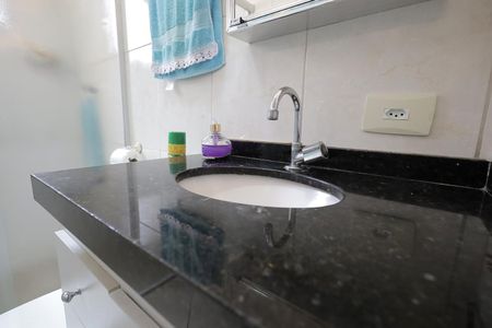 Apartamento à venda com 180m², 3 quartos e 3 vagas Apartamento à venda com 180m², 3 quartos e 3 vagasBanheiro Suíte