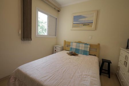 Apartamento à venda com 180m², 3 quartos e 3 vagas Apartamento à venda com 180m², 3 quartos e 3 vagasQuarto 1