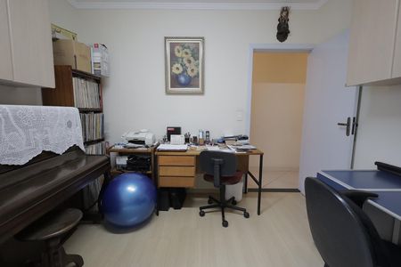 Apartamento à venda com 180m², 3 quartos e 3 vagas Apartamento à venda com 180m², 3 quartos e 3 vagasQuarto 2