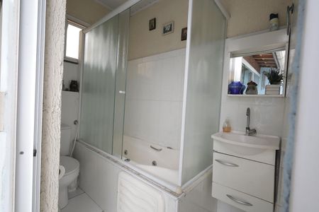 Apartamento à venda com 180m², 3 quartos e 3 vagas Apartamento à venda com 180m², 3 quartos e 3 vagasBanheiro Cobertura