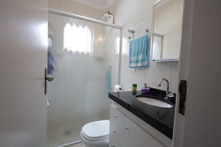 Apartamento à venda com 180m², 3 quartos e 3 vagas Apartamento à venda com 180m², 3 quartos e 3 vagasBanheiro Suíte