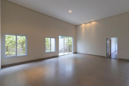 Casa de condomínio para alugar com 350m², 4 quartos e 4 vagas Casa de condomínio para alugar com 350m², 4 quartos e 4 vagasSala