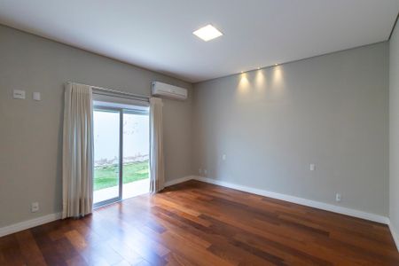 Quarto da suíte 1 de casa de condomínio à venda com 4 quartos, 350m² em Mont Blanc Résidence, Campinas