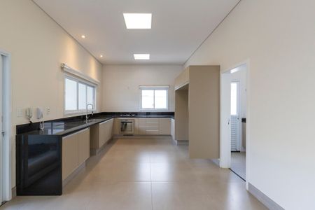 Casa de condomínio para alugar com 350m², 4 quartos e 4 vagas Casa de condomínio para alugar com 350m², 4 quartos e 4 vagasCozinha