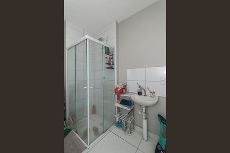 Banheiro de apartamento para alugar com 1 quarto, 44m² em Santa Fé, Porto Alegre