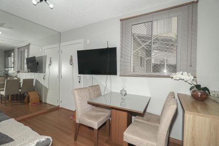 Sala de apartamento para alugar com 1 quarto, 44m² em Santa Fé, Porto Alegre