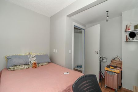 Quarto de apartamento para alugar com 1 quarto, 44m² em Santa Fé, Porto Alegre