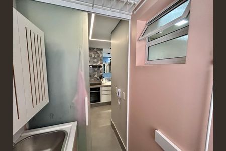 Apartamento à venda com 75m², 2 quartos e 1 vagaÁrea de serviço 