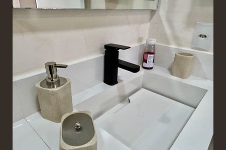 Apartamento à venda com 75m², 2 quartos e 1 vagaBanheiro 1