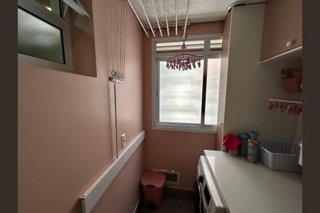 Apartamento à venda com 75m², 2 quartos e 1 vagaÁrea de Serviço