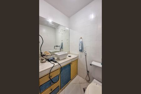 Casa à venda com 258m², 3 quartos e 3 vagasBanheiro Social 1