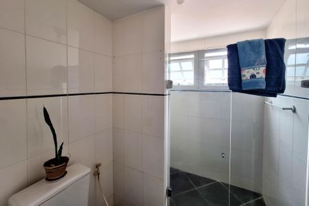 Casa à venda com 258m², 3 quartos e 3 vagasBanheiro da Suíte 1