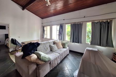 Casa à venda com 258m², 3 quartos e 3 vagasSala 2