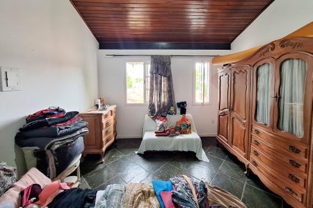 Casa à venda com 258m², 3 quartos e 3 vagasSuíte 1