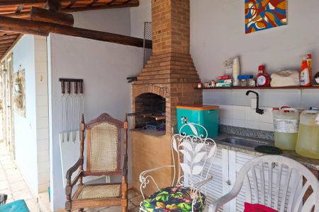 Casa à venda com 258m², 3 quartos e 3 vagasQuintal