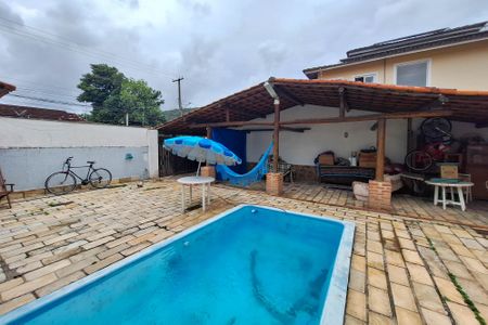 Casa à venda com 258m², 3 quartos e 3 vagasQuintal