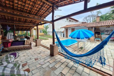 Casa à venda com 258m², 3 quartos e 3 vagasQuintal