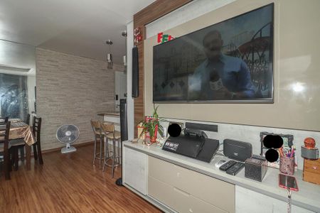 Sala de apartamento para alugar com 3 quartos, 72m² em Humaitá, Porto Alegre