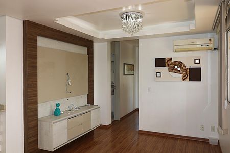 Sala de apartamento para alugar com 3 quartos, 72m² em Humaitá, Porto Alegre