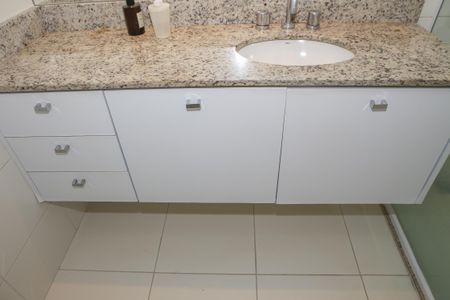 Apartamento para alugar com 128m², 3 quartos e 2 vagasBanheiro da Suíte