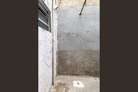 Casa para alugar com 58m², 2 quartos e 1 vagaÁrea de Serviço